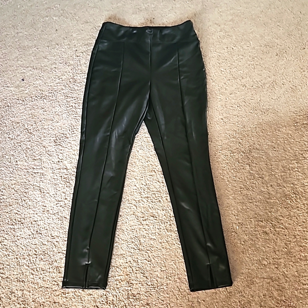 Express womens leather/ leather like leggings small petite NWOT black